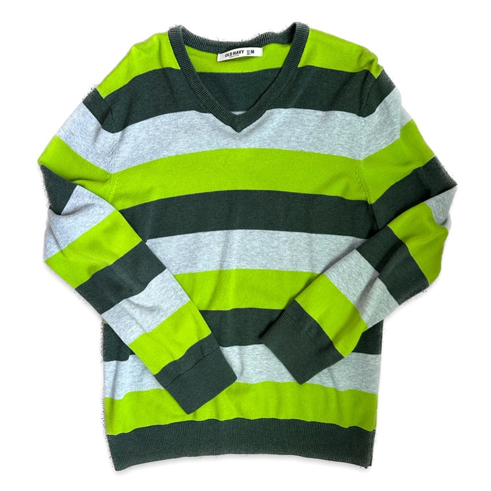 3/$15 Old Navy men’s v neck sweater, size medium